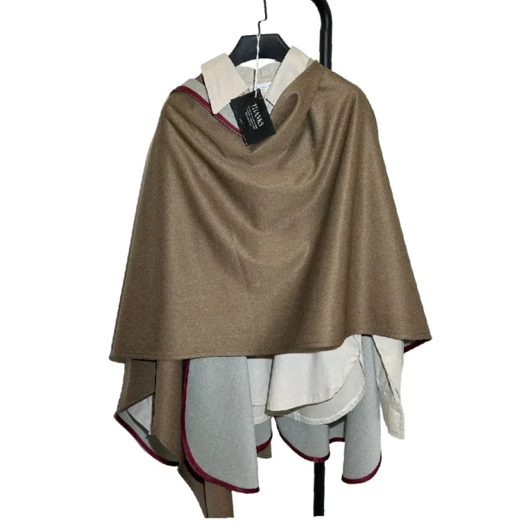 پانچو دورو قهوه ای